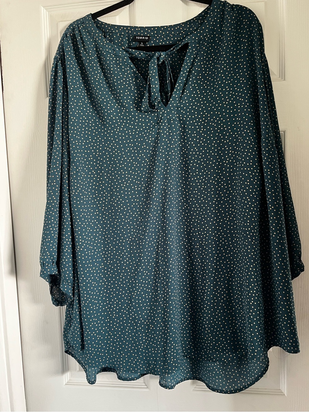 torrid Teal Dot Long-Sleeve Swing Blouse Size 5x